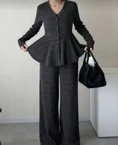 ニットセットアップ ペプラム