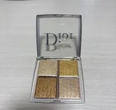 Dior バックステージ　フェイス　グロウ　パレット003（ピュアゴールド）