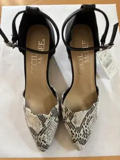 新品未使用品✨CECIL McBEE　パイソン柄パンプス　Mサイズのサムネイル