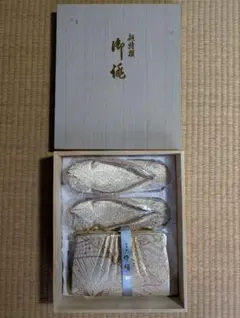 【Rika.W様専用】 草履とバッグのセット 金色