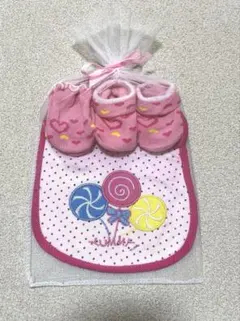 ベビー用品　スタイ　ミトン　靴下　ギフトセット　お祝い