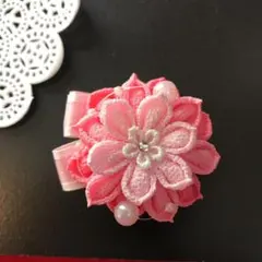 ハンドメイド つまみ細工 ピンクのコサージュ