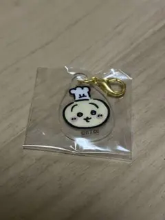 ちいかわ　レストラン　うさぎ　アクリル　チャーム
