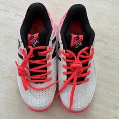 ニューバランス 696 テニスシューズ NEW BALANCE 23.5cmのサムネイル