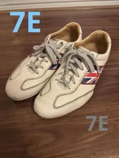 イギリス国旗デザイン ホワイトスニーカーのサムネイル