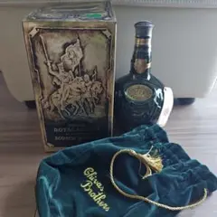 古酒】 SALUTE 緑　グリーン 21年 ロイヤルサルート21年 Amazon.co.jp: [旧ラベル] ロイヤルサルート 21年 緑ボトル