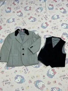 美品　男の子 グレーのジャケット＆ベスト　サイズ110 卒園式に〜2点セット‼️