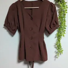 イング　INGNI　ブラウン Vネック パフスリーブ シャツ　美品