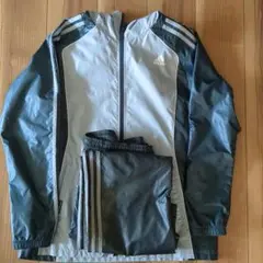 adidas ウインドブレーカー　ジャケット パンツセット グレー