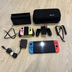 Nintendo Switch 本体 tomtocキャリングケースセット