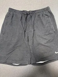 ナイキ ハーフパンツ　ショートパンツ