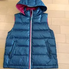 LACOSTE フード付きダウンベスト ネイビー/レッド/ホワイト