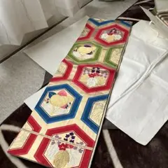 華やかな六角形デザイン 袋帯