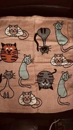 8周年祭 猫とウサギの刺繍タオルハンカチ