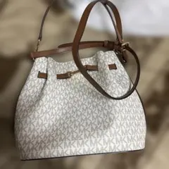 マイケルコースショルダーバッグ