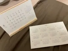 2025年 TBC 卓上カレンダー 木製スタンド付き