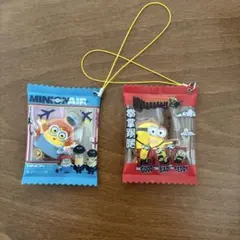 ミニオン ストラップ 青 赤
