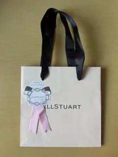 JILLSTUART ジルスチュアート ブランドショッパー 紙袋 リボン ギフト