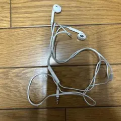 アップル純正　有線イヤフォン