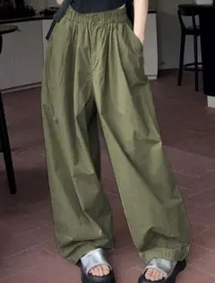 カーブパンツ グリーン