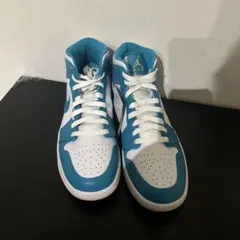 新品未使用　Nike Air Jordan 1 青/白のサムネイル