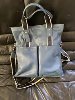 coach 青いレザー トートバッグ
