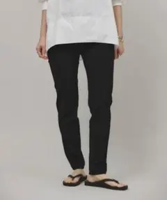【人気完売予約品】Curensologyトリコットナローパンツ36 美品カレンソロジーCurensologyトリコットナローパンツ 黒 36 - メルカリ