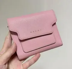マルニ　MARNI 三つ折り財布　ピンクのサムネイル