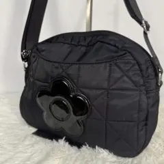 MARY QUANT マリークヮント　デイジーキルティングショルダーバック