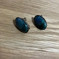 ノンブランド　アクセサリー　イヤリング　エメラルドグリーン