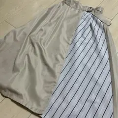 ベージュ×ストライプ柄 ロングフレアスカートのサムネイル
