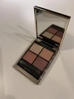 SUQQU 純撫子 04 シグニチャーカラーアイズ　アイシャドウ