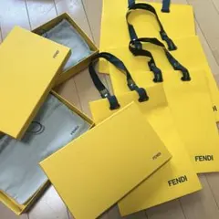PRADA FENDI Burberry 空箱 8点 まとめ プラダリボン紐付き - メルカリ
