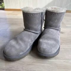 UGG ムートンブーツ グレー リボン付き23センチ