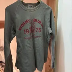 STORMY BLUE 1975 ロングスリーブTシャツのサムネイル