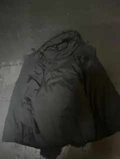 ブラック ダウンジャケット フード付き