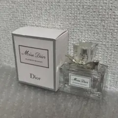Dior ミス ディオール ブルーミング ブーケ〈オードゥ トワレ〉30ml