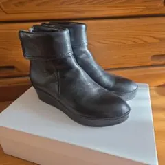 Item thumbnail for item 6b2744aa-6e16-465f-927f-70e2dd9db752