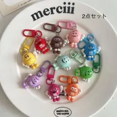 エムアンドエムズ キャラクターグッズ