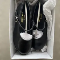 Item thumbnail for item 8d83e15a-6e99-4f76-ae7c-c5d03e9c8871