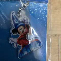 Disney Store アクリルキーホルダー Mickey Mouseのサムネイル