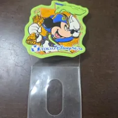 Item thumbnail for item 2caea9e5-44e4-40c2-af06-d450f04a92d8