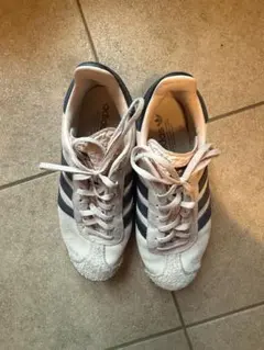 adidas GAZELLE スニーカー