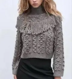 ZARA フリンジニット　グレー　Sサイズ　ハイネック　ケーブル編み