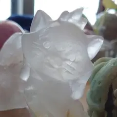 特価！水晶　ヒーラーイン　ネコの置物　素敵な逸品
