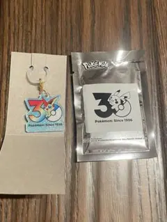 ポケモン ポケチャーム 30周年ロゴマスコット ビクティニ