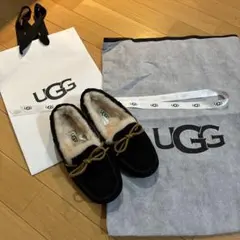 【新品未使用】UGG アグ モカシン 2025年最新】ugg モカシンの人気アイテム - メルカリ