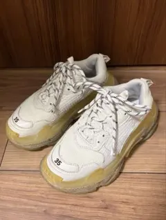BALENCIAGA Triple S 35 クリアソールスニーカーのサムネイル