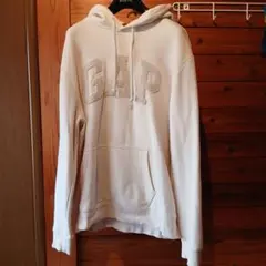 GAP　フード付きスウエット　ロゴ白ボア