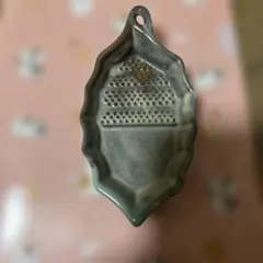 葉型陶器製おろし器のサムネイル